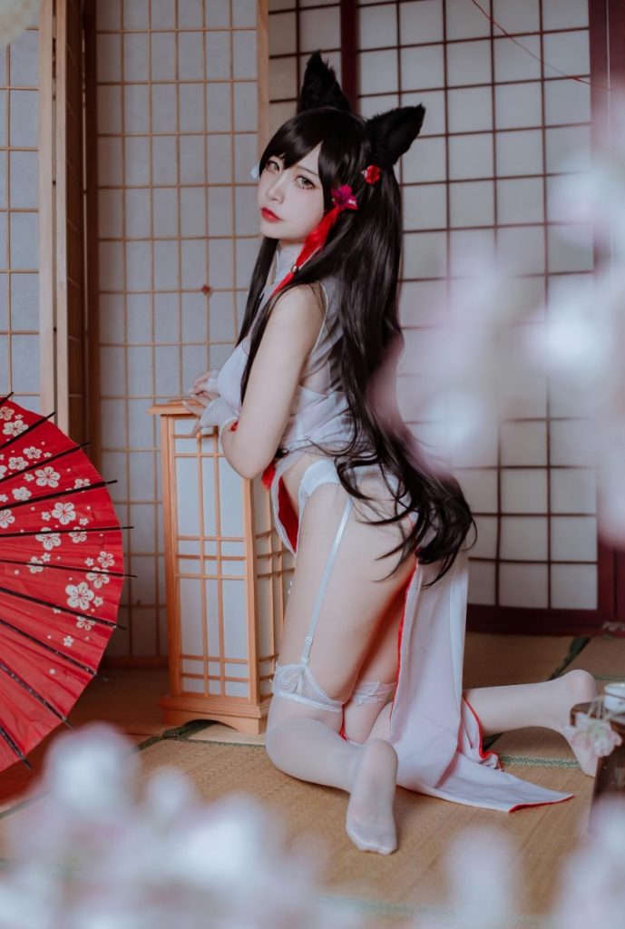二佐Nisa  萌美雪白大乳套图合集[持续更新]-玩偶屋