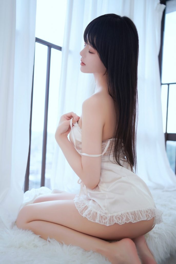 桜桃喵 – NO.203 奶油盛宴 [29P3V-2.63GB]VIP-玩偶屋
