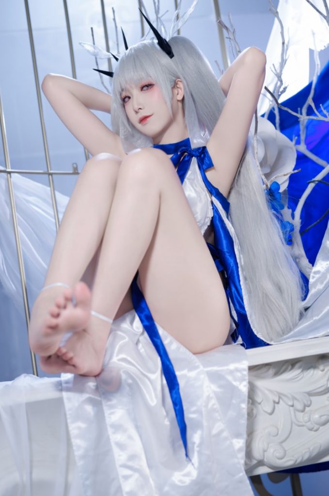 封疆疆v NO.72 可畏礼服 [32P-935MB]-玩偶屋